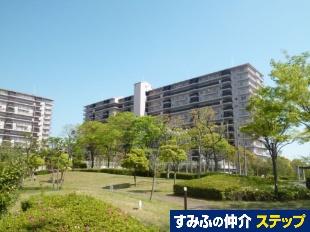 ���_�����E�F�X�e�[�W�Q�Ԋ�