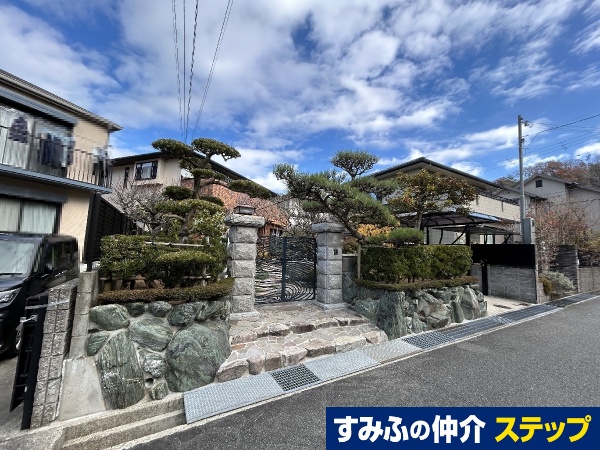 兵庫県神戸市北区小倉台6丁目戸建
