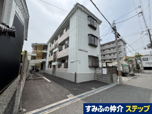 蒬}V