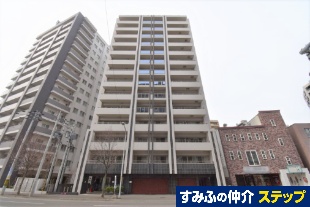 �N���[�����o�[�t�B�l�X�~�R�k