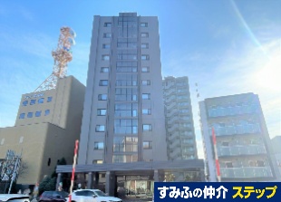 �V�e�B�n�E�X��ʓ��c�C�����W�f���X