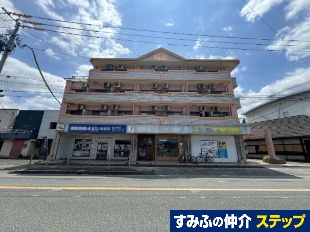 �W�F�C�X�e�[�W�ёq