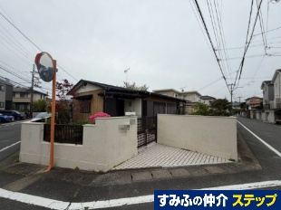 �t���s�����r�P���ړy�n