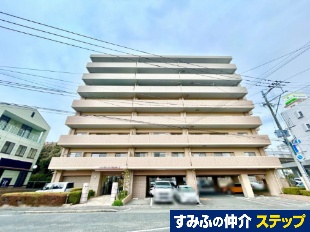 �A���o�N���X�^���S�Q