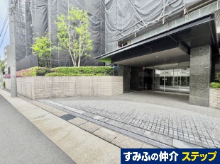 �U�E�p�[�N�n�E�X���