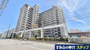 ���C�����N���X�^������