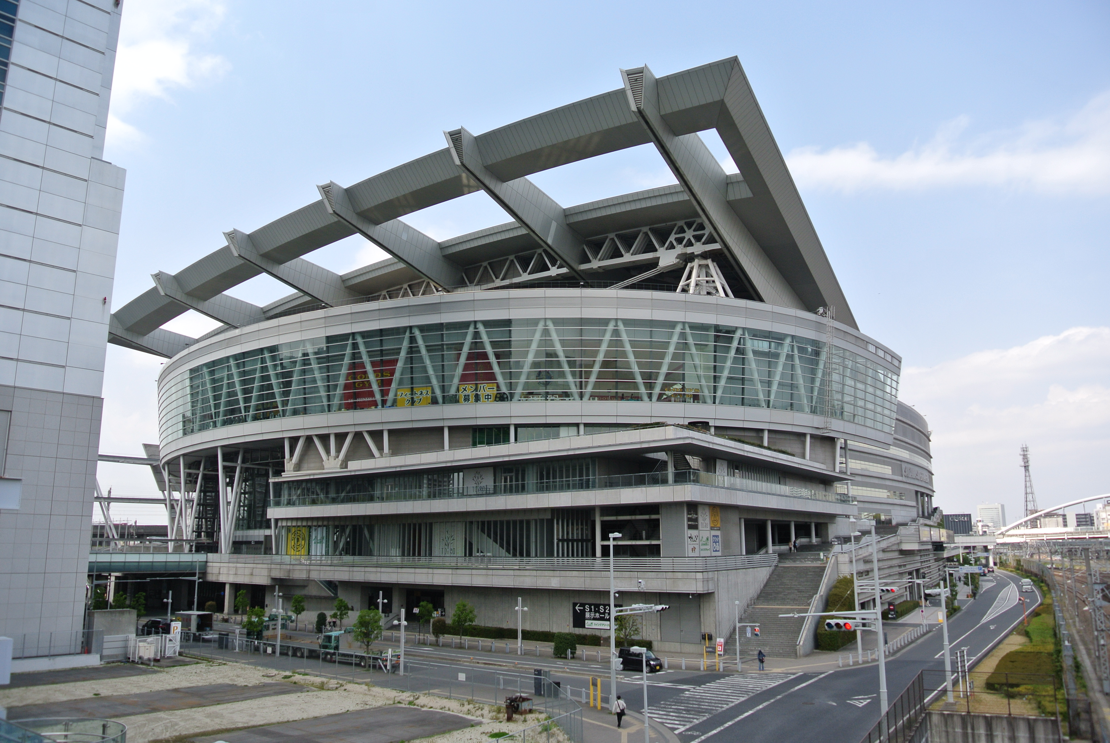 さいたま新都心 駅の駅周辺や不動産 中古マンション 土地 一戸建て の紹介 人気の沿線特集 住友不動産販売